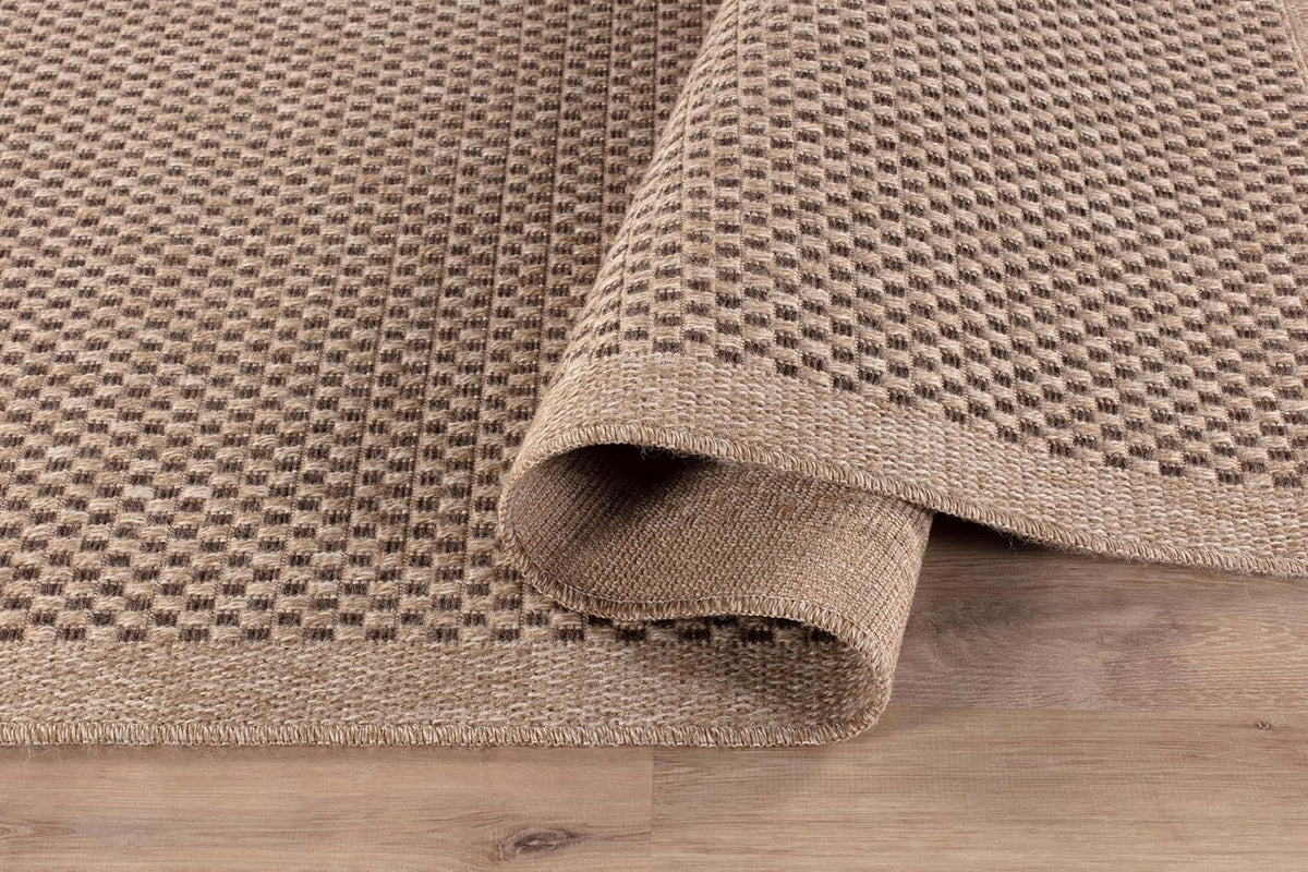 Woven Indoor‑Outdoor Natural Fiber Rug