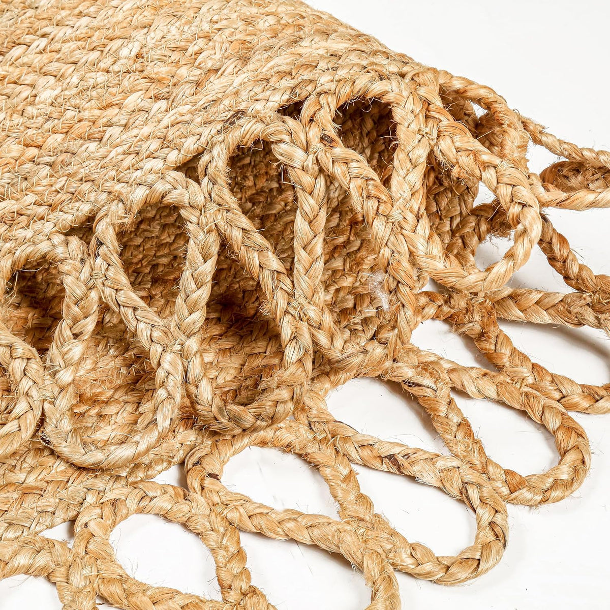 Farmhouse Braided Jute Round Area Rug